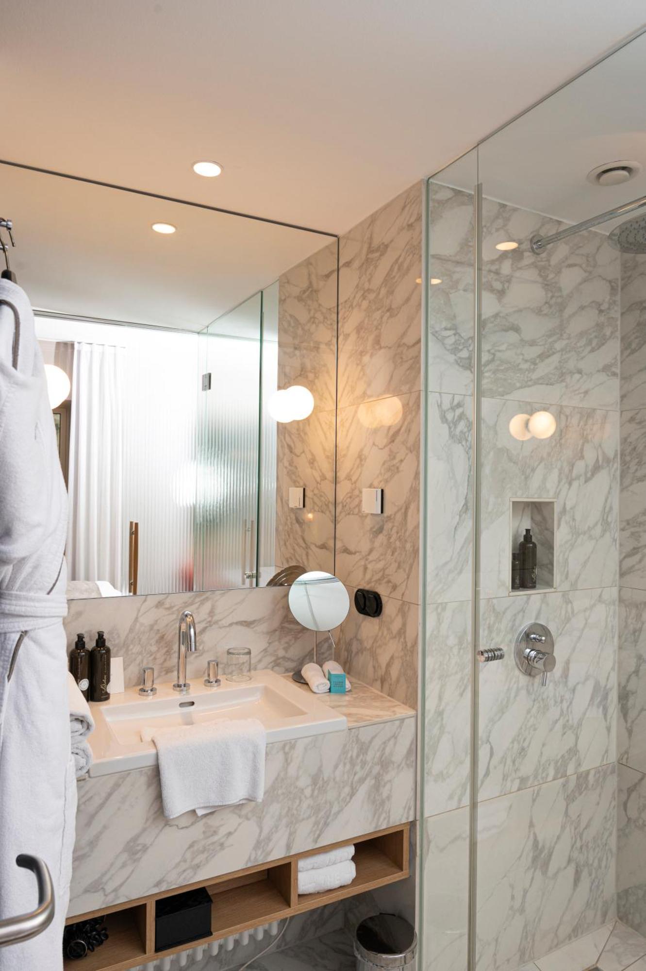 The Guesthouse Wina Bagian luar foto Bathroom
